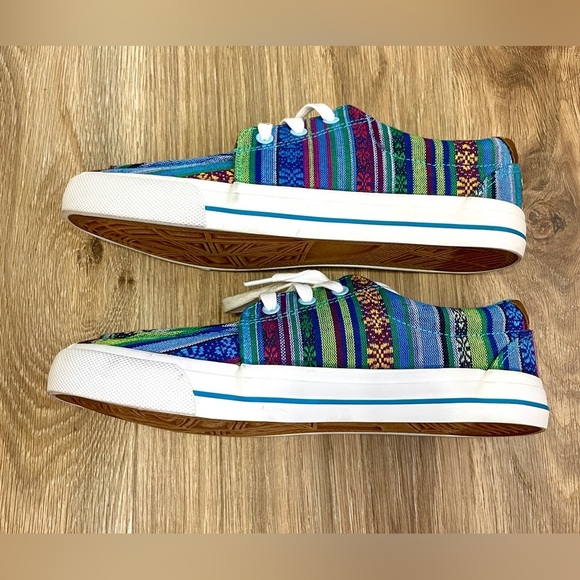 ROPER WOMEN'S SOUTHWESTERN PATTERN SHOES 8B (Like New) - Picture 4 of 6